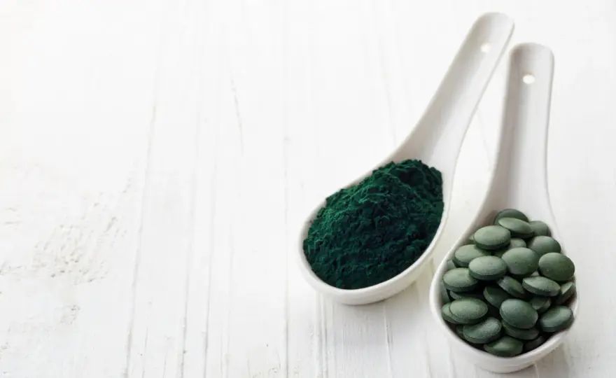 Spirulina-Wirkung - Was ist dran am Superfood?