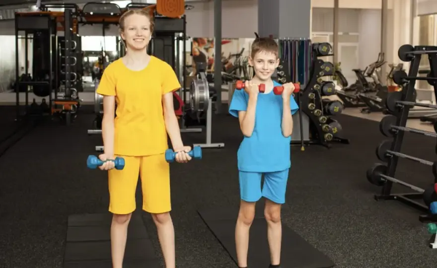 Fitnessstudio ab 14? Regeln & sicherer Start für Jugendliche