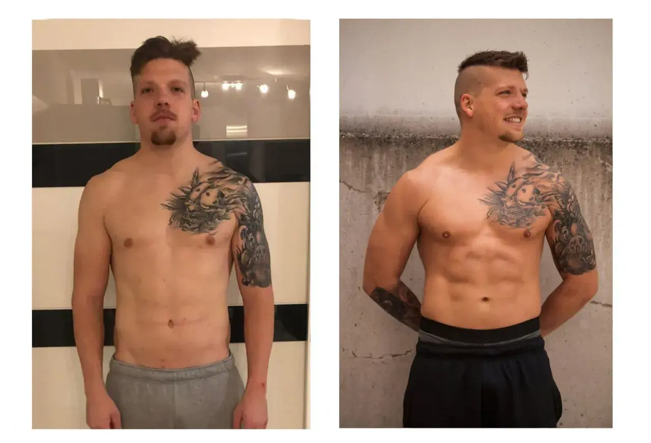 Mann mit Tattoos vor und nach dem **gesund zunehmen**. Deutlich definierte Muskeln im rechten Bild.