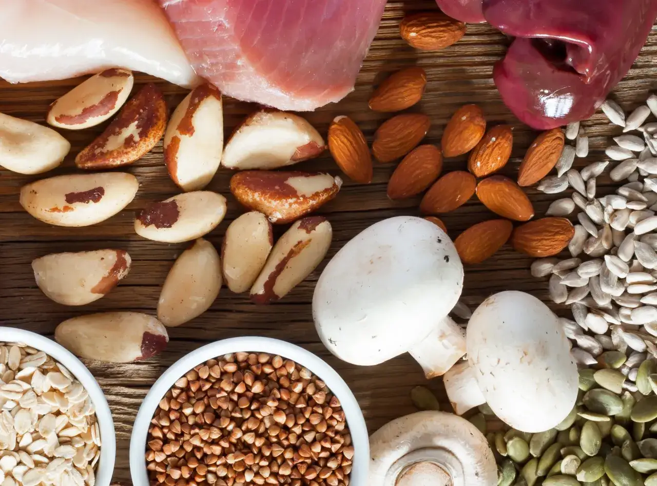 Fleisch, Leber, Pilze, Nüsse und Samen: Diese vitamin b5 lebensmittel sind eine gesunde Mischung.